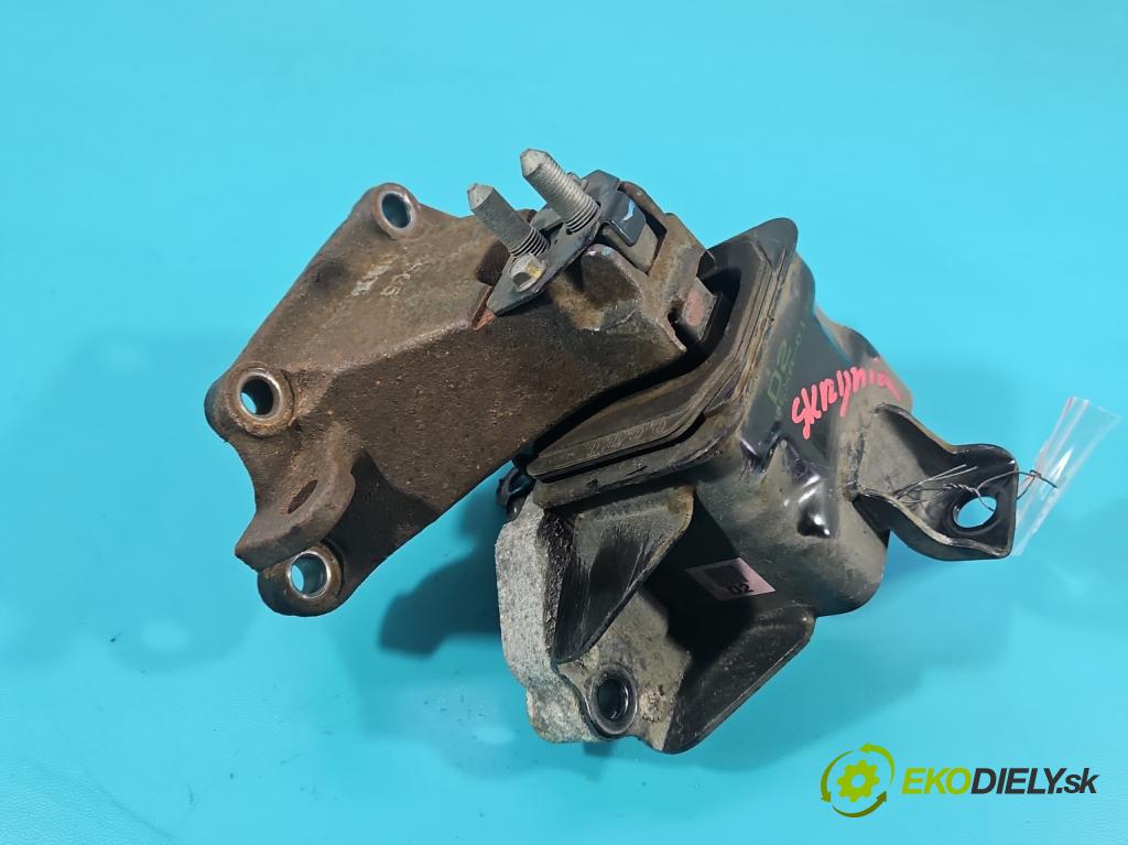 Kia Optima IV 2015-2020 1.6 T-GDI: 180 HP automatic 132.4 kW 1591 cm3 4- držiak skřie: stupeň,rýchlosť