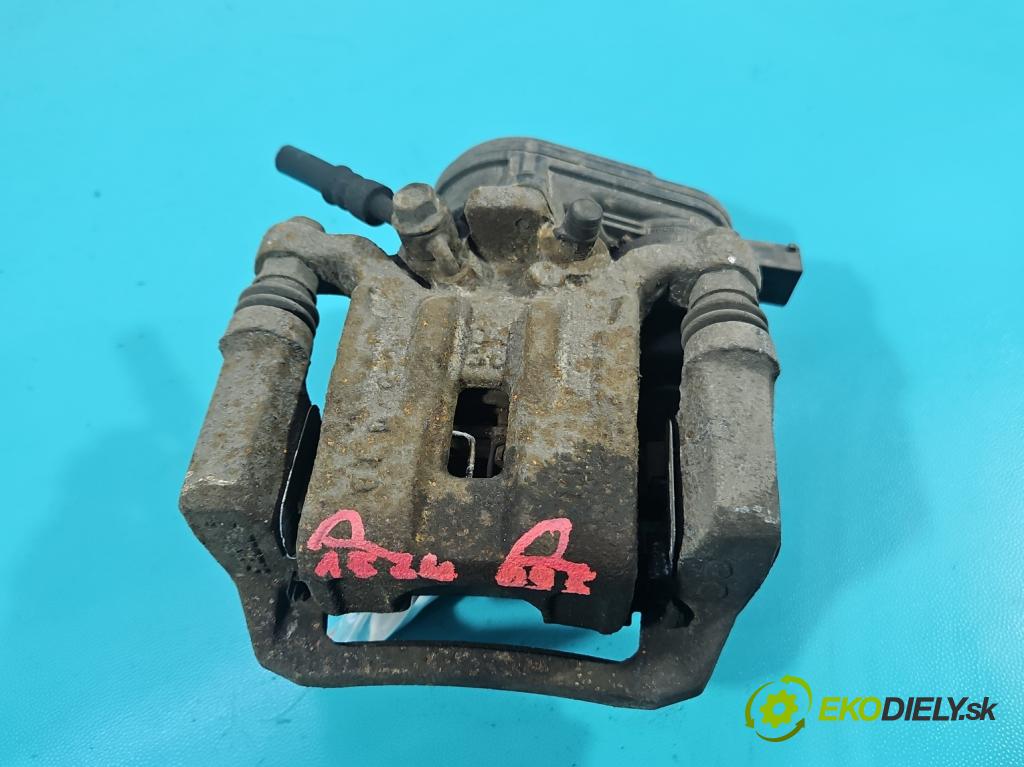 Kia Optima IV 2015-2020 1.6 T-GDI 180 hp automatic 132.4 kW 1591 cm3 4- brzdič zadní pravý  (Klika dveří ostatní)