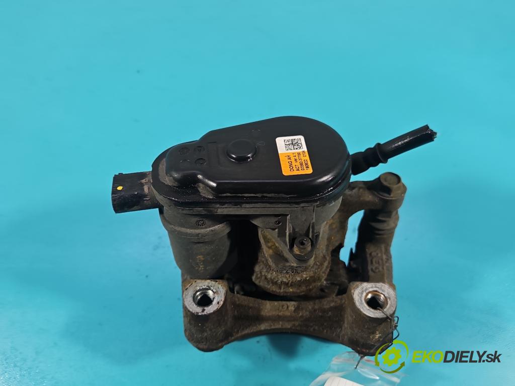 Kia Optima IV 2015-2020 1.6 T-GDI 180 hp automatic 132.4 kW 1591 cm3 4- brzdič zadní pravý  (Klika dveří ostatní)