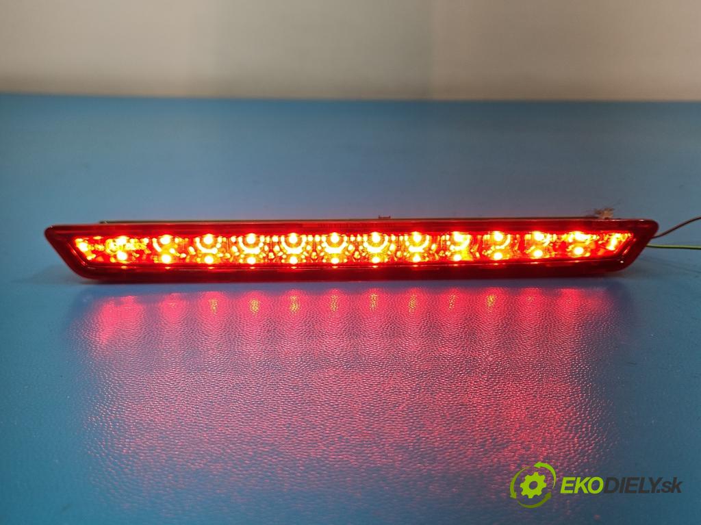 Kia Optima IV 2015-2020 1.6 T-GDI: 180 HP automatic 132.4 kW 1591 cm3 4- světlo: stop: 92700-D4000