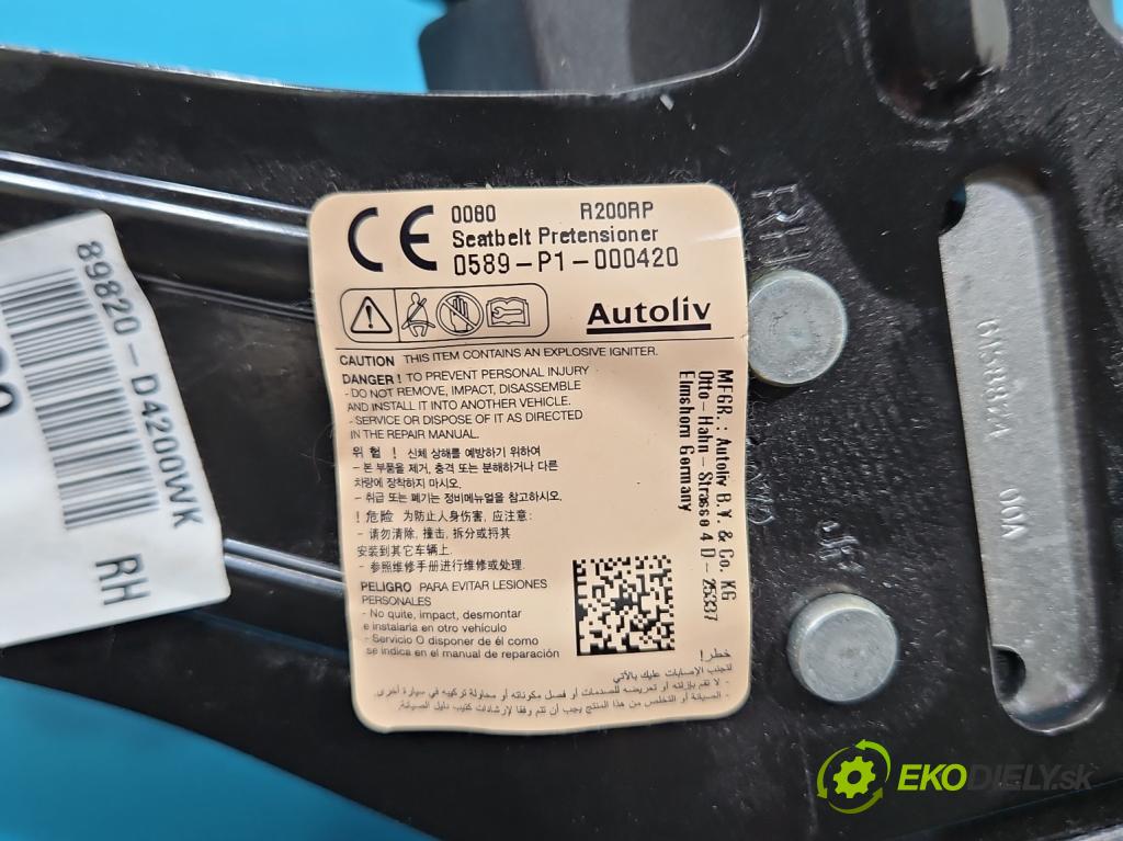 Kia Optima IV 2015-2020 1.6 T-GDI 180 hp automatic 132.4 kW 1591 cm3 4- stěna bezpečnost zadní pravý 89820-D4200WK