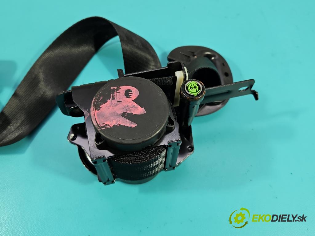 Kia Optima IV 2015-2020 1.6 T-GDI: 180 HP automatic 132.4 kW 1591 cm3 4- pas bezpečnosť: predné pravý 88820-D4100