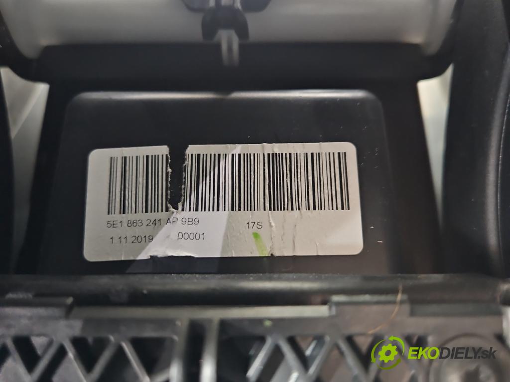 Skoda Octavia III 2013- 1.5 TSI 150 HP manual 110 kW 1498 cm3 5- operadlo 5E1863241 (Lakťová opierka)