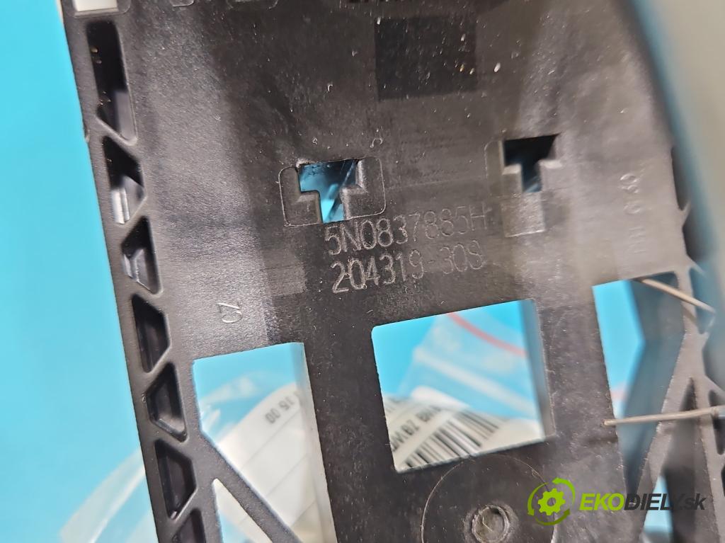 Skoda Octavia III 2013- 1.5 TSI 150 HP manual 110 kW 1498 cm3 5- rukoväť predné ľavé mimo: 5N0837885H (Kľučka dverí vonkajšia predná ľavá)