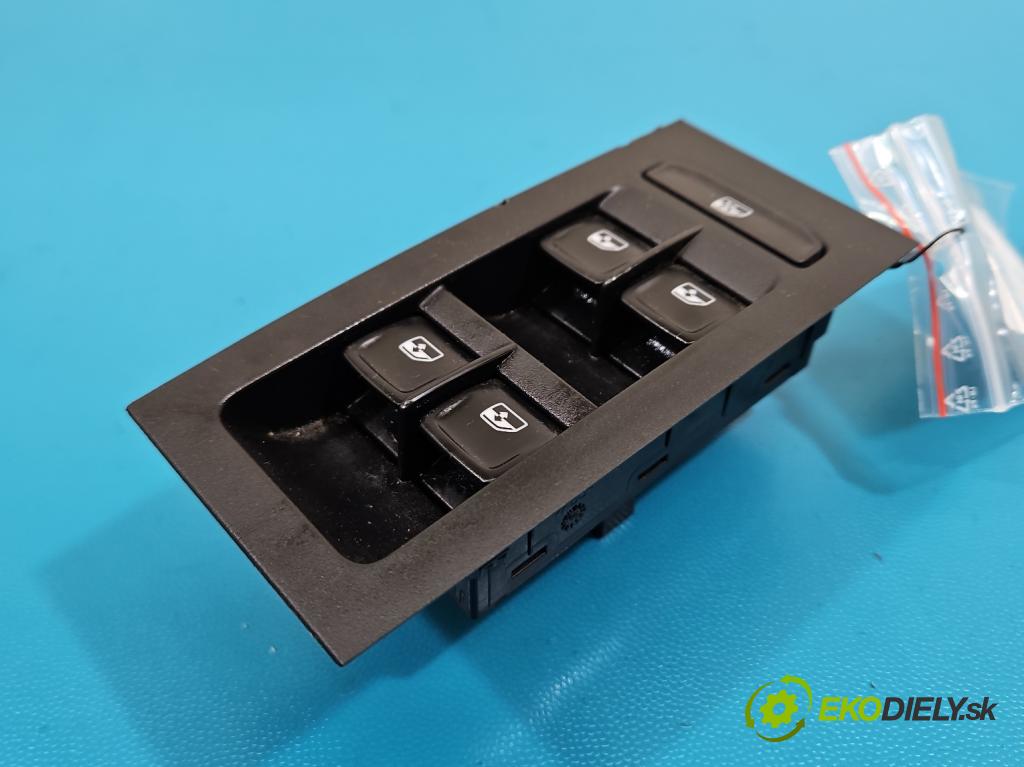 Skoda Octavia III 2013- 1.5 TSI 150 hp manual 110 kW 1498 cm3 5- Přepínač oken zpětných zrcátek 5E0959857A