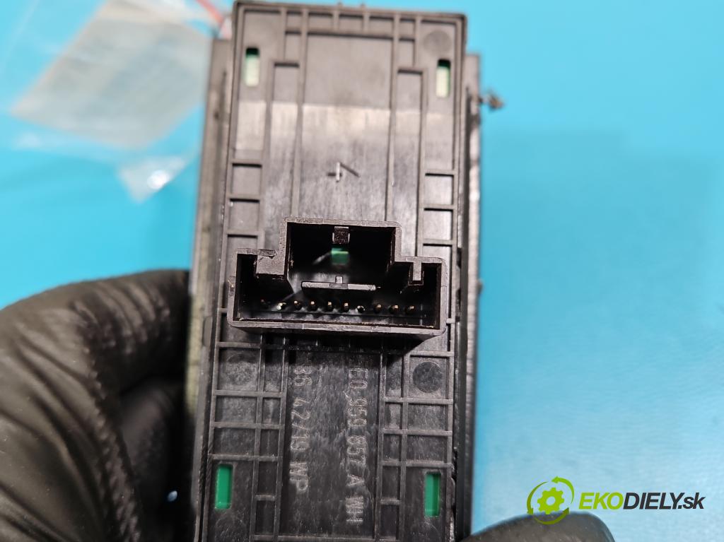 Skoda Octavia III 2013- 1.5 TSI 150 hp manual 110 kW 1498 cm3 5- Přepínač oken zpětných zrcátek 5E0959857A