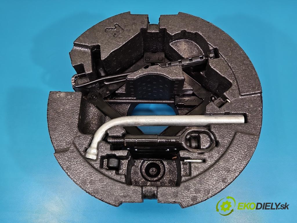 Skoda Octavia III 2013- 1.5 TSI 150 HP manual 110 kW 1498 cm3 5- mechanizmus okna automobilovy 5E0012115F