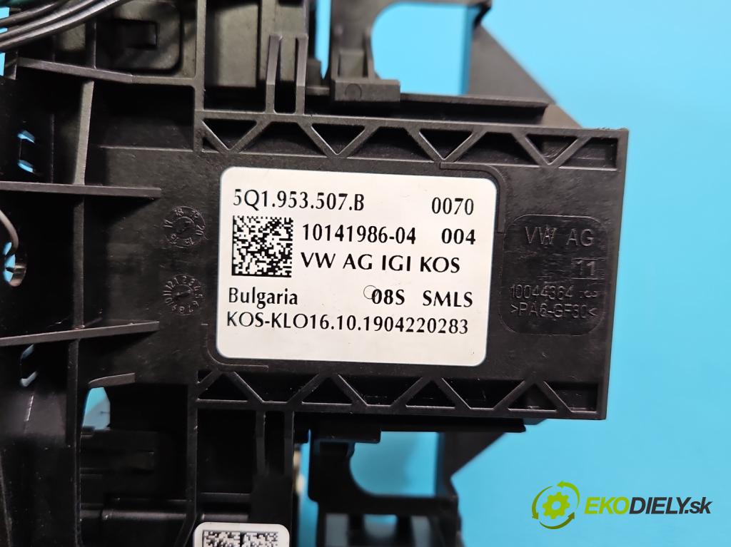 Skoda Octavia III 2013- 1.5 TSI 150 HP manual 110 kW 1498 cm3 5- prepínač komplex: 5Q1953507B (Prepínacie páčky pod volantom)