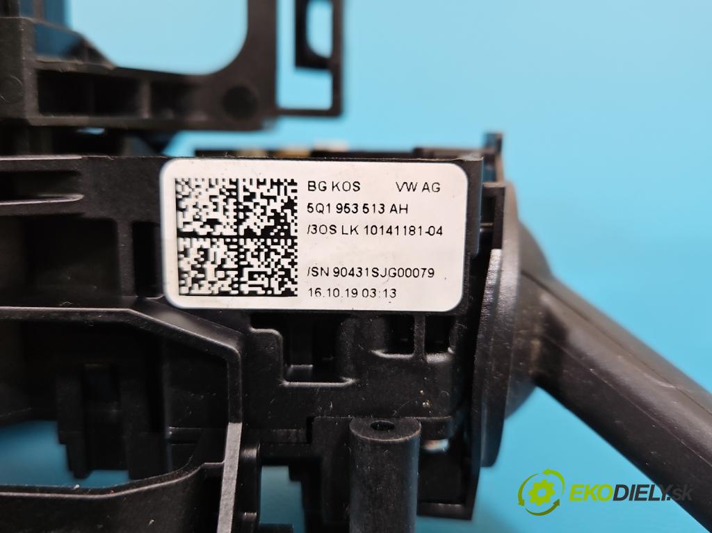 Skoda Octavia III 2013- 1.5 TSI 150 HP manual 110 kW 1498 cm3 5- prepínač komplex: 5Q1953507B (Prepínacie páčky pod volantom)