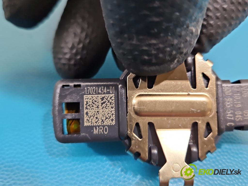 Skoda Octavia III 2013- 1.5 TSI 150 HP manual 110 kW 1498 cm3 5- snímač déšť: 5Q0955547C (Snímač dažďa)