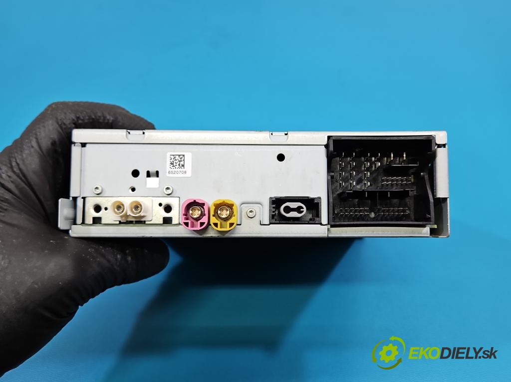 Skoda Octavia III 2013- 1.5 TSI 150 hp manual 110 kW 1498 cm3 5- Navigace: čtečka 565035840