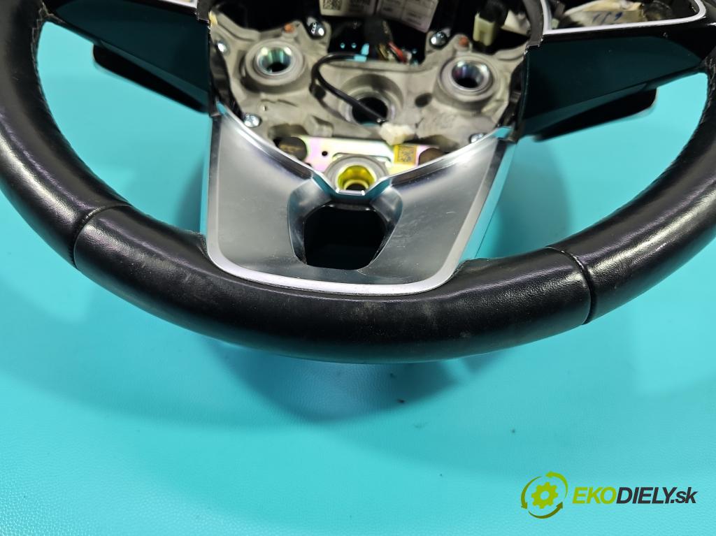 Kia Optima IV 2015-2020 1.6 T-GDI: 180 HP automatic 132.4 kW 1591 cm3 4- volant 190813-204544 (Volant)