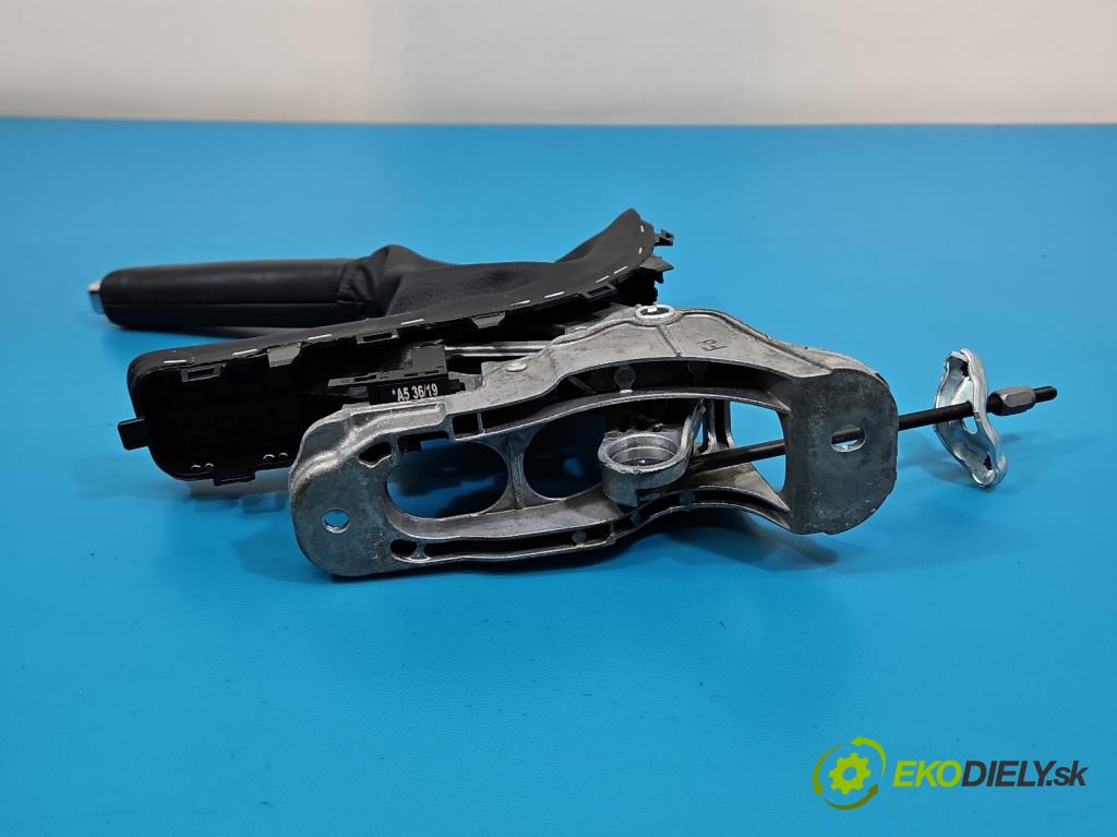 Skoda Octavia III 2013- 1.5 TSI 150 HP manual 110 kW 1498 cm3 5- Páka: brzda: ručný 5E0711301D