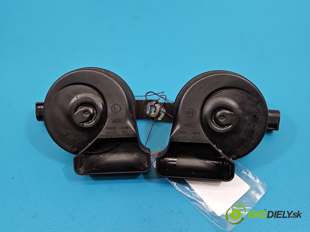 Skoda Octavia III 2013- 1.5 TSI 150 HP manual 110 kW 1498 cm3 5- Klakson: 5Q0951221A