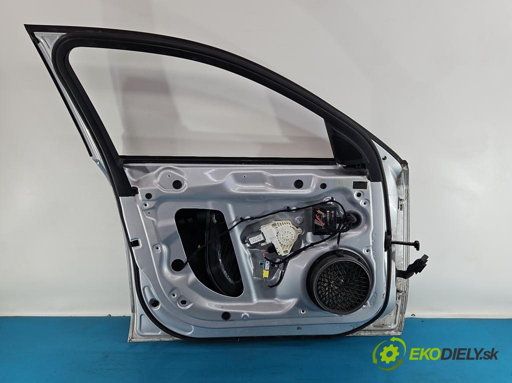Audi A4 B8 2007-2015 1.8 TFSI 160 HP manual 118 kW 1798 cm3 5- dvere predné ľavé  (Kľučka dverí ostatné)