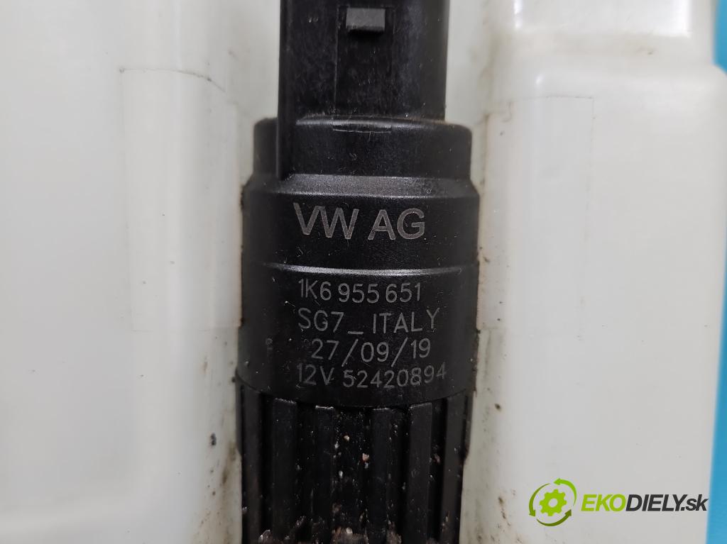 Skoda Octavia III 2013- 1.5 TSI 150 HP manual 110 kW 1498 cm3 5- nádržka tekutina: ostrekovačov 5Q0955448AM