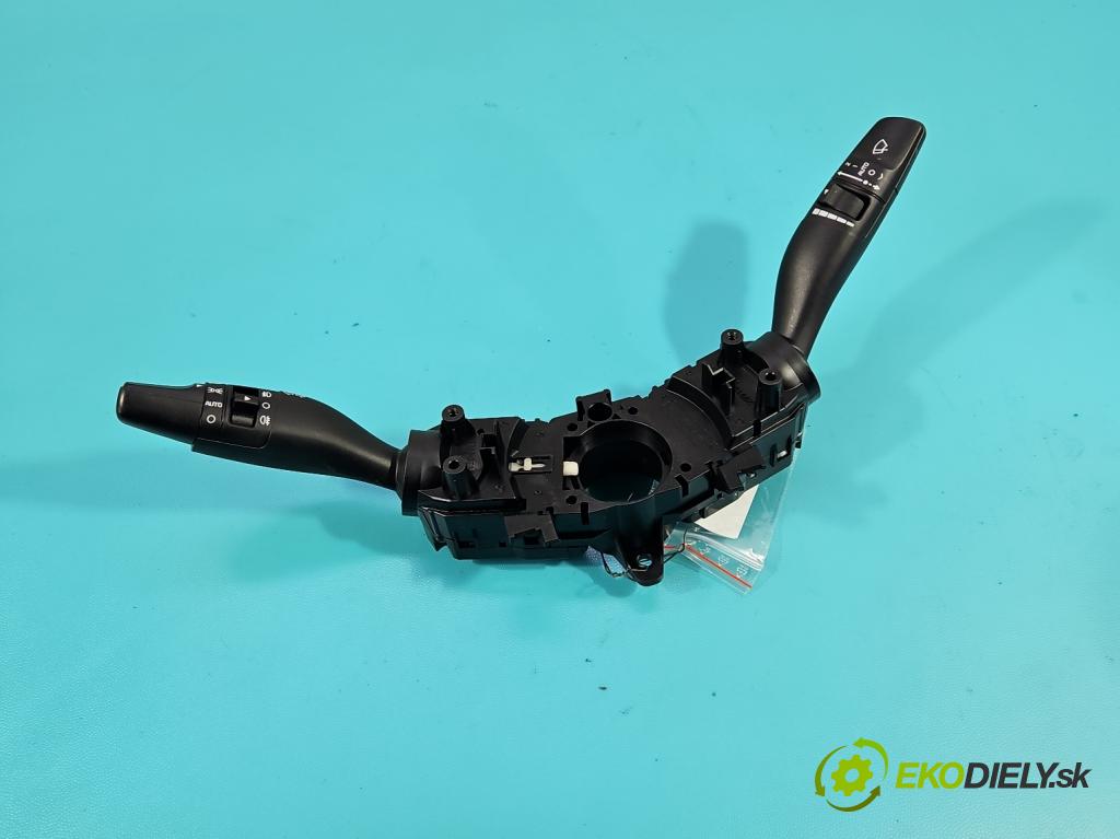 Kia Optima IV 2015-2020 1.6 T-GDI: 180 HP automatic 132.4 kW 1591 cm3 4- prepínač komplex: 93403-D4912 (Prepínacie páčky pod volantom)