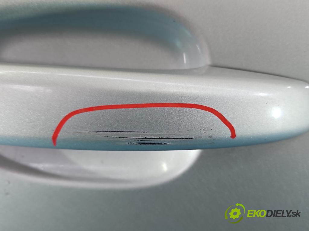 Audi A4 B8 2007-2015 1.8 TFSI 160 HP manual 118 kW 1798 cm3 5- dvere predné pravé  (Kľučka dverí ostatné)