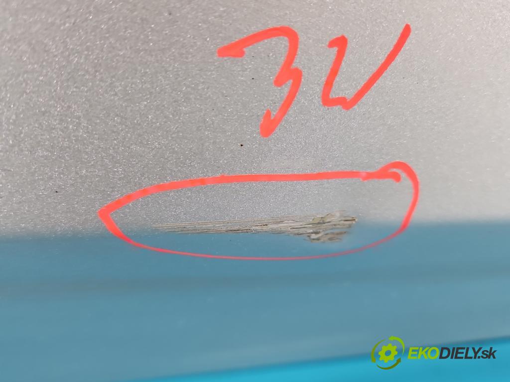 Audi A4 B8 2007-2015 1.8 TFSI 160 HP manual 118 kW 1798 cm3 5- dvere predné pravé  (Kľučka dverí ostatné)