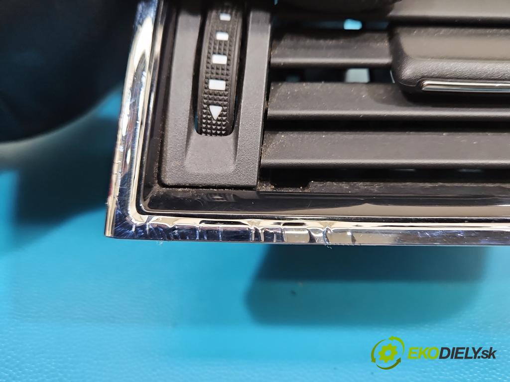 Skoda Octavia III 2013- 1.5 TSI 150 HP manual 110 kW 1498 cm3 5- Mřížka: kúrenia ostatné 5E0819701E