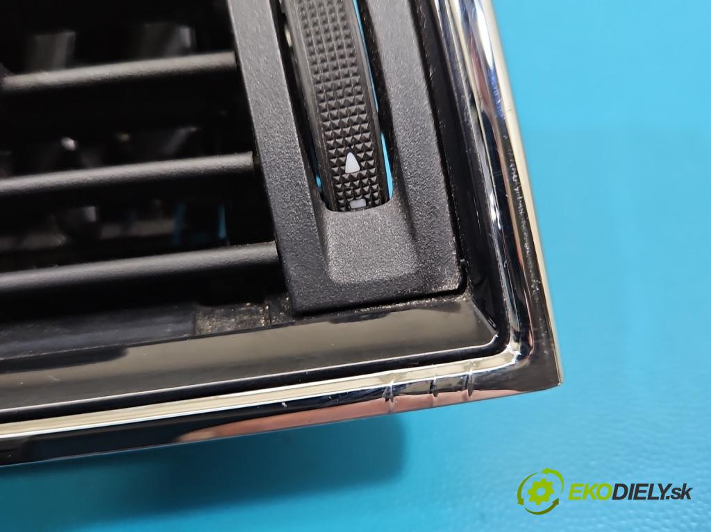 Skoda Octavia III 2013- 1.5 TSI 150 HP manual 110 kW 1498 cm3 5- Mřížka: kúrenia ostatné