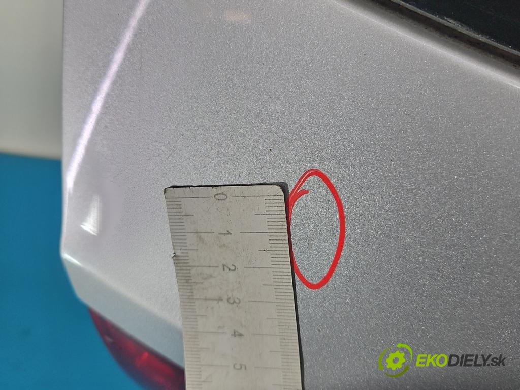 Audi A4 B8 2007-2015 1.8 TFSI 160 HP manual 118 kW 1798 cm3 5- zadna kufor  (Kapota zadná (kufor))