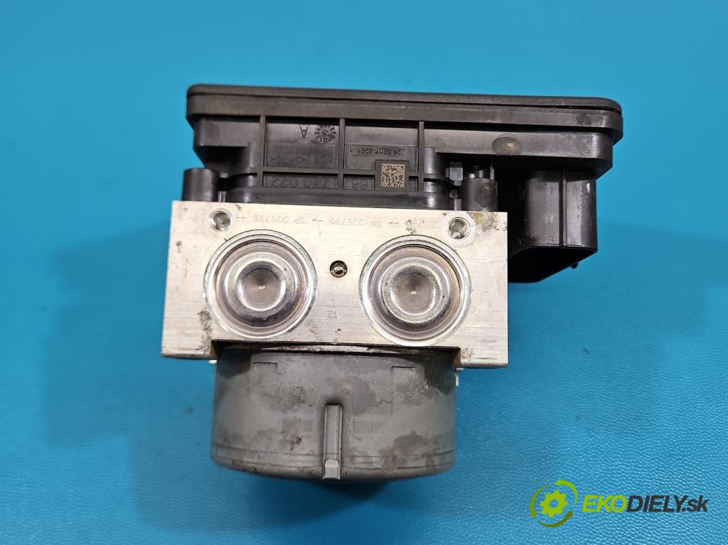 Skoda Octavia III 2013- 1.5 TSI 150 HP manual 110 kW 1498 cm3 5- čerpadlo abs 5Q0614517ET (Pumpa ABS)