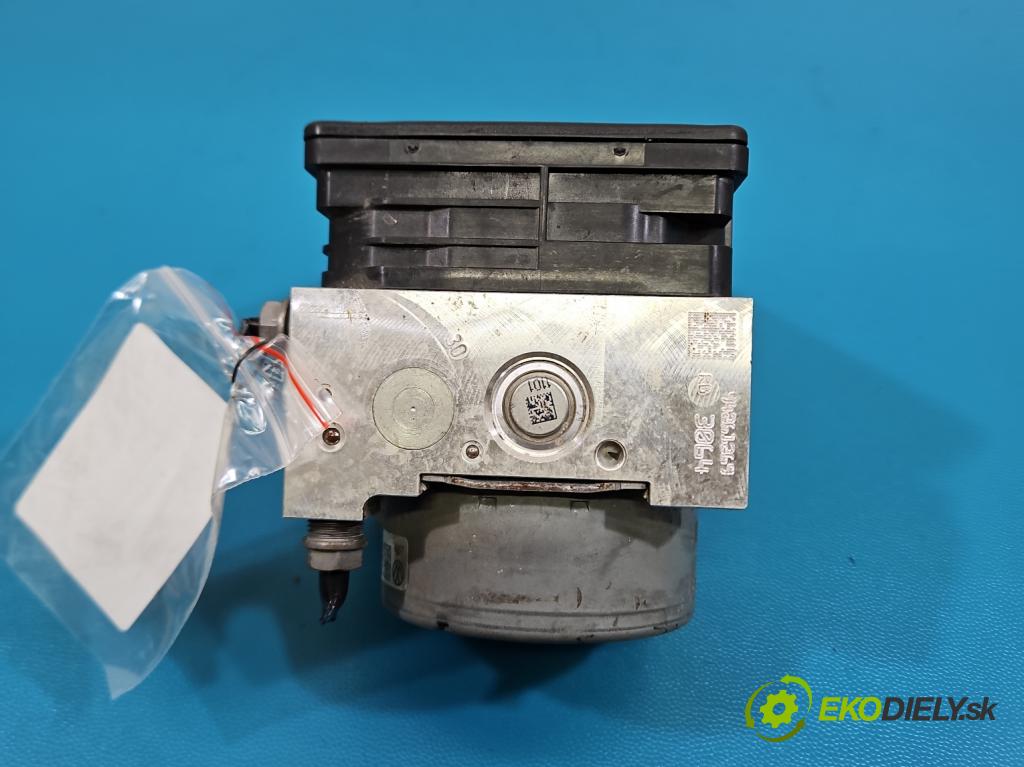 Skoda Octavia III 2013- 1.5 TSI 150 HP manual 110 kW 1498 cm3 5- čerpadlo abs 5Q0614517ET (Pumpa ABS)