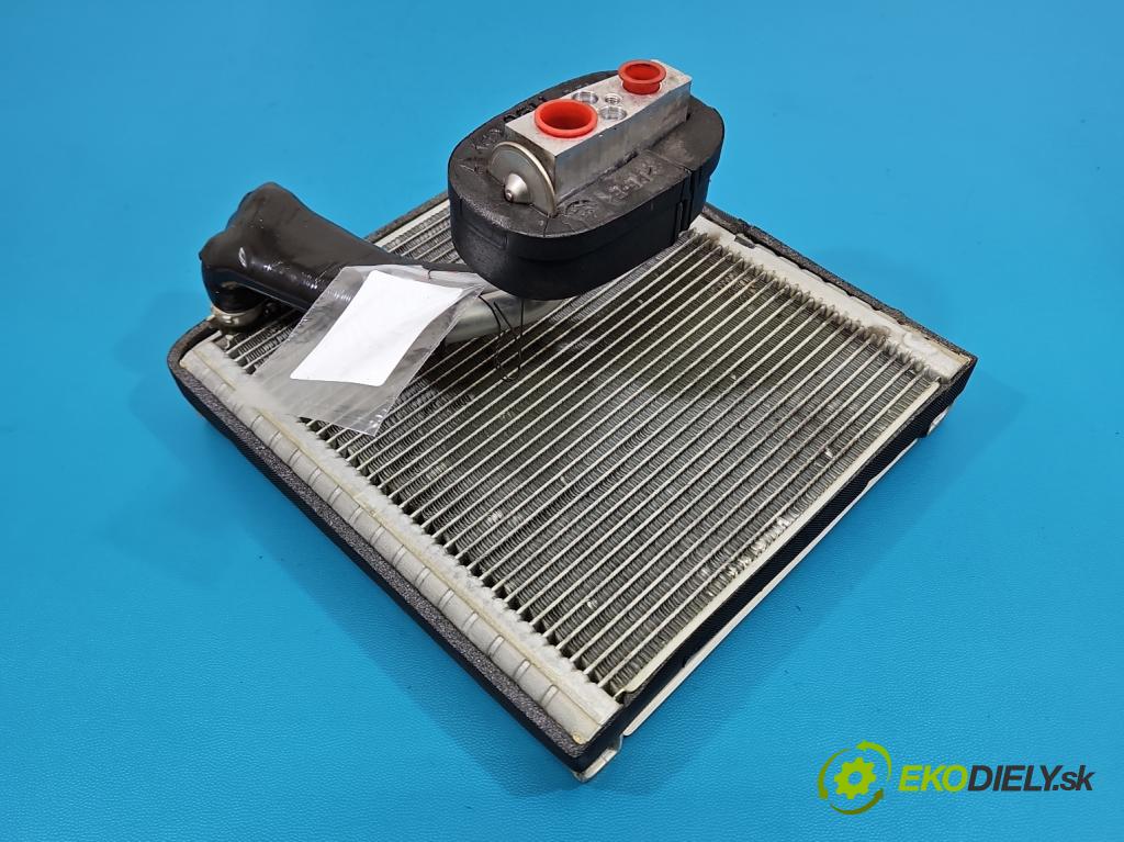 Skoda Octavia III 2013- 1.5 TSI 150 HP manual 110 kW 1498 cm3 5- radiator 5Q1816105E (Radiátor kúrenia)