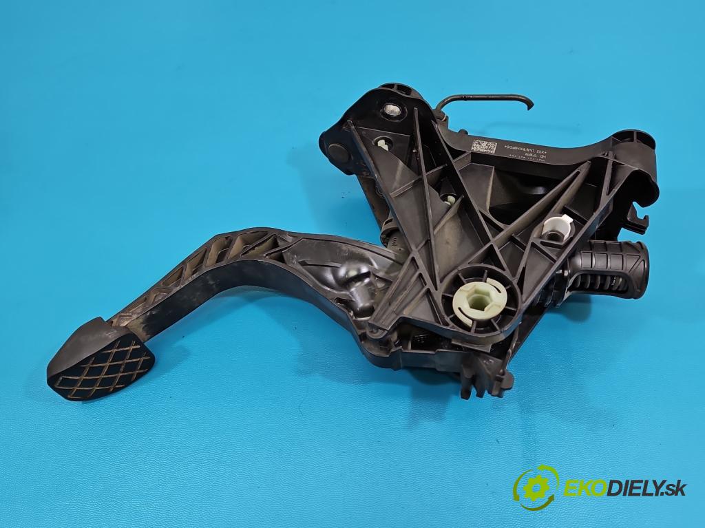 Skoda Octavia III 2013- 1.5 TSI 150 HP manual 110 kW 1498 cm3 5- pedále ostatné 5Q1721059HN