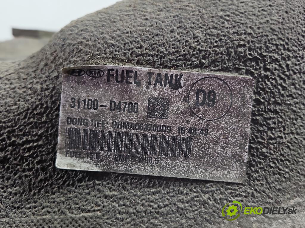 Kia Optima IV 2015-2020 1.6 T-GDI: 180 HP automatic 132.4 kW 1591 cm3 4- Nádrž: palivo 31100-D4700 (Palivová nádrž)