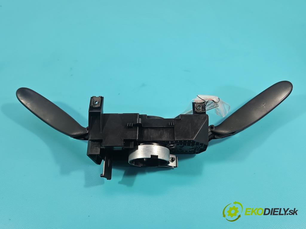 Vw Polo IV 9N 2001-2009 1.4 16V 80 HP manual 59 kW 1390 cm3 5- prepínač komplex: 6Q0953503CE (Prepínacie páčky pod volantom)