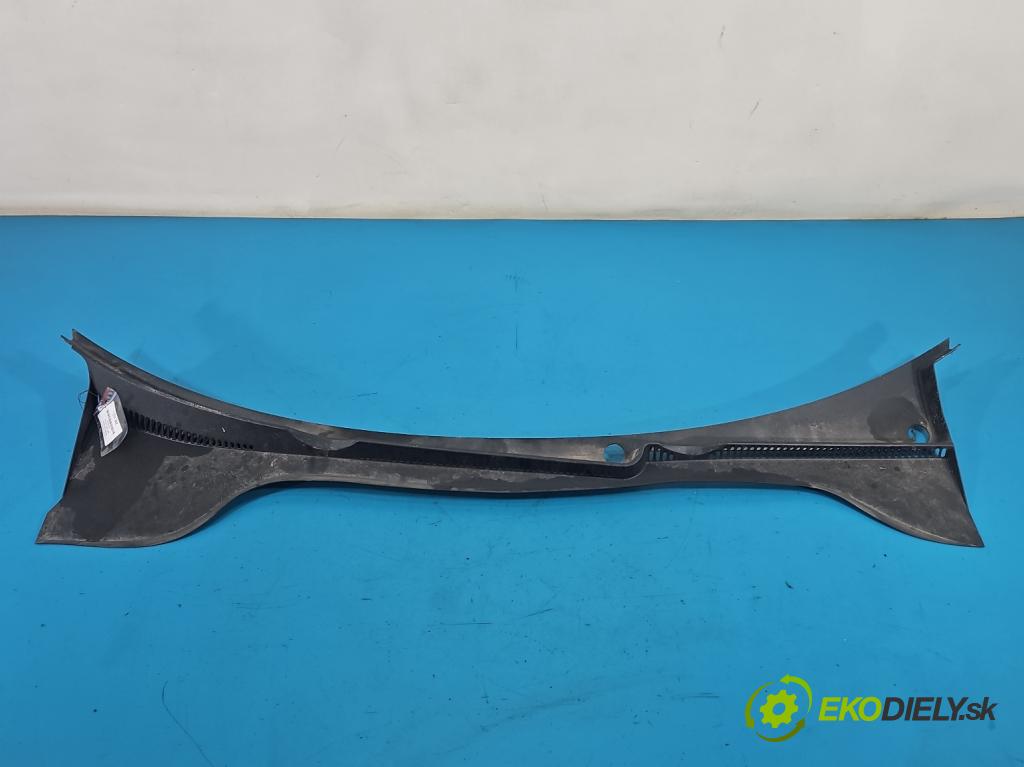 Vw Golf V 2003-2009 1.6 FSI 116 hp manual 85 kW 1598 cm3 5- torpédo 819415 (Plast pod čelním sklem)