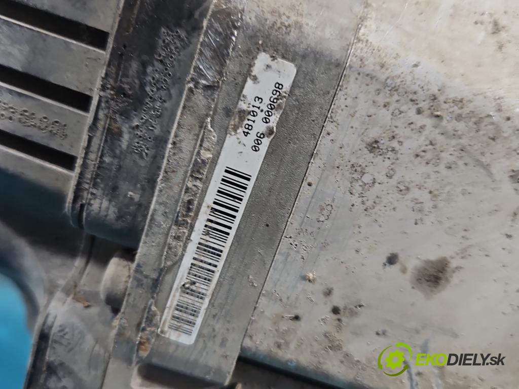 Vw Golf V 2003-2009 1.6 FSI 116 HP manual 85 kW 1598 cm3 5- Ozubené kolo: volant 1K1423051BE