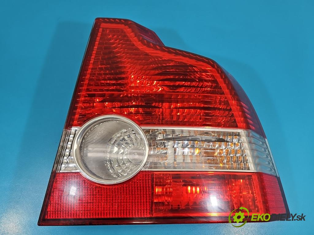 Volvo S40 II 2004-2012 2.0 hdi 136 HP manual 100 kW 1997 cm3 4- svetlo / reflektor zadné pravé 31213170 (Kľučka dverí ostatné)