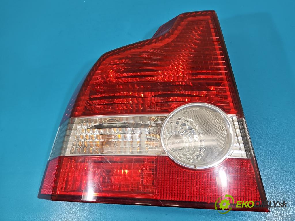 Volvo S40 II 2004-2012 2.0 hdi 136hp manual 100 kW 1997 cm3 4- světlo zadní levé 30678737 (Klika dveří ostatní)