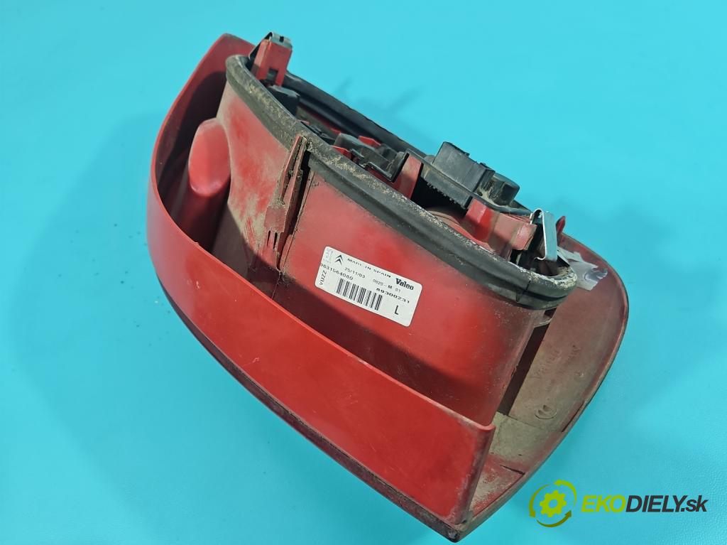 Citroen Xsara Picasso 1.6 8V 95 hp manual 70 kW 1587 cm3 5- světlo zadní levé  (Klika dveří ostatní)