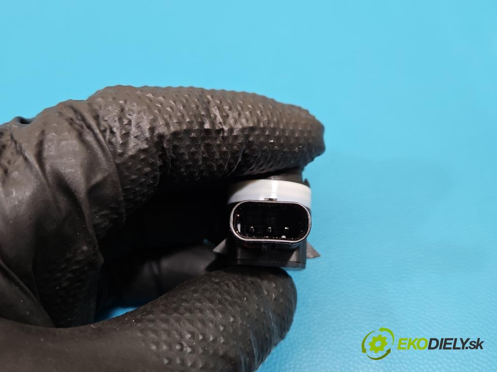 Bmw iX1 U11 0.0 elektrický: 272 HP automatic 200 kW 1 cm3 5- snímač parkovaní: 5A1A269