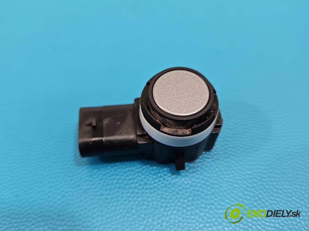 Bmw iX1 U11 0.0 elektrický: 272 HP automatic 200 kW 1 cm3 5- snímač parkovaní: 5A2DA19