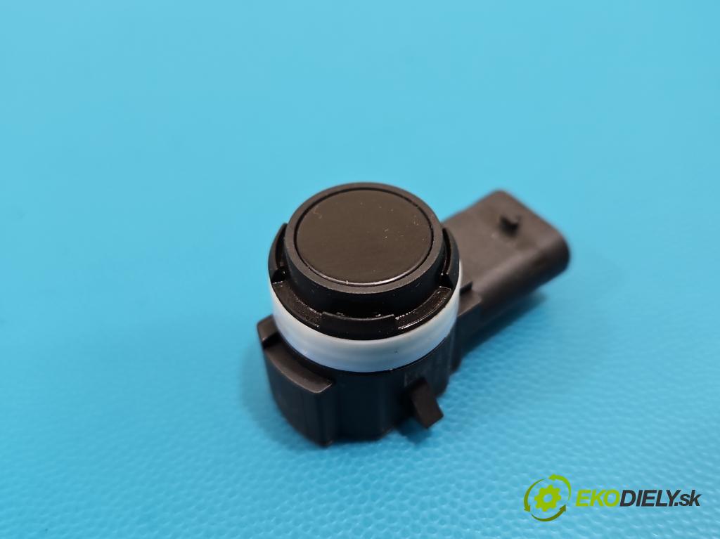 Bmw iX1 U11 0.0 elektrický: 272 hp automatic 200 kW 1 cm3 5- snímač parkování 5A1A269