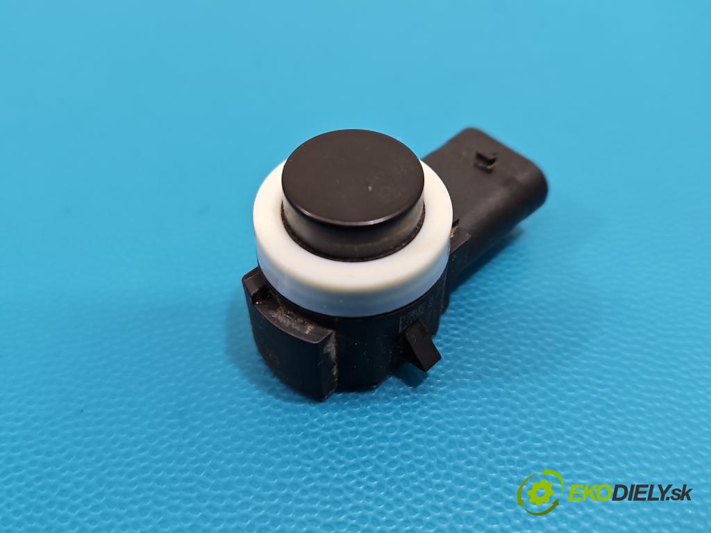 Bmw iX1 U11 0.0 elektrický: 272 hp automatic 200 kW 1 cm3 5- snímač parkování 5A1A269