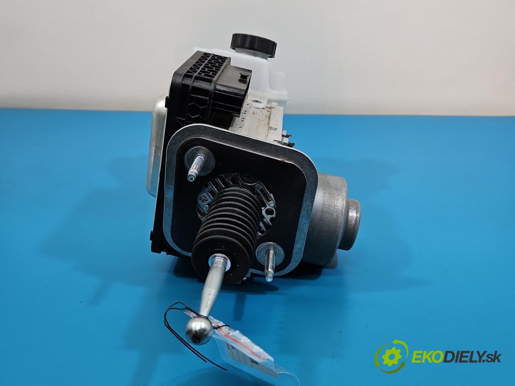 Bmw iX1 U11 0.0 elektrický: 272 hp automatic 200 kW 1 cm3 5- servo posilovač 3450-5A75D99-01