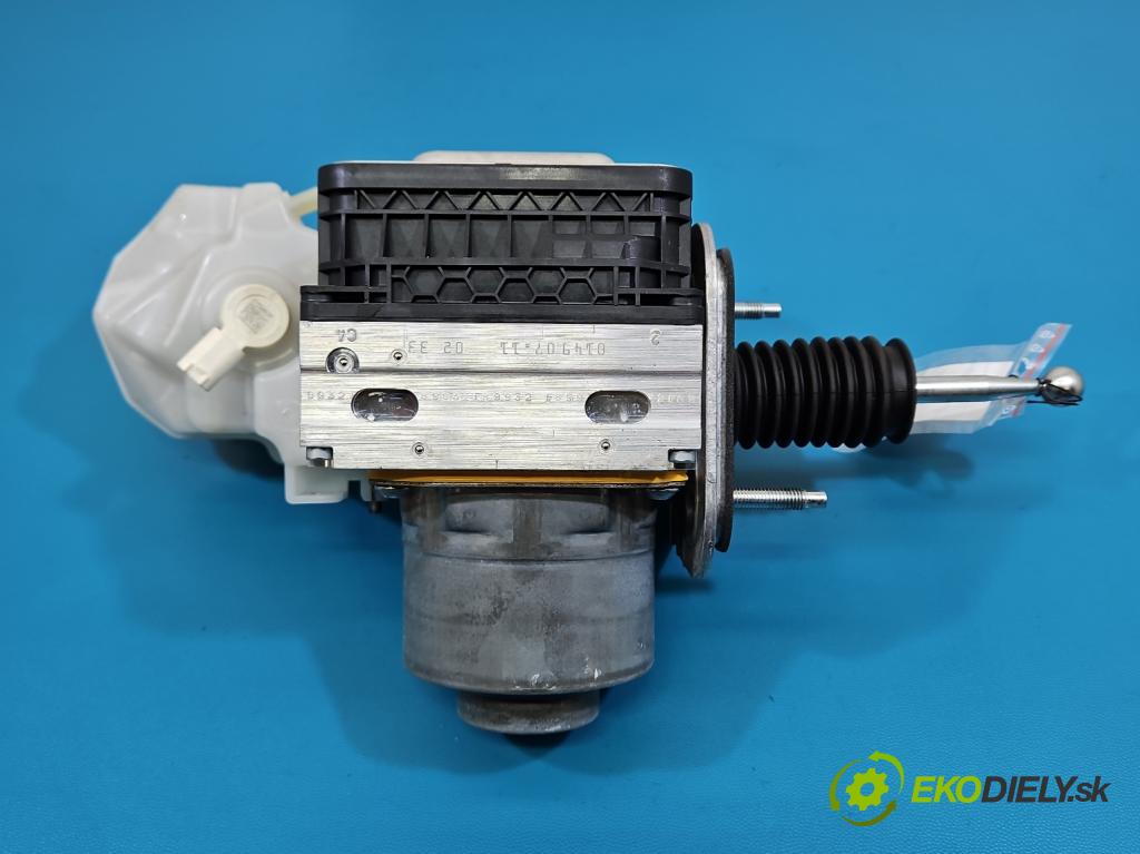Bmw iX1 U11 0.0 elektrický: 272 hp automatic 200 kW 1 cm3 5- servo posilovač 3450-5A75D99-01