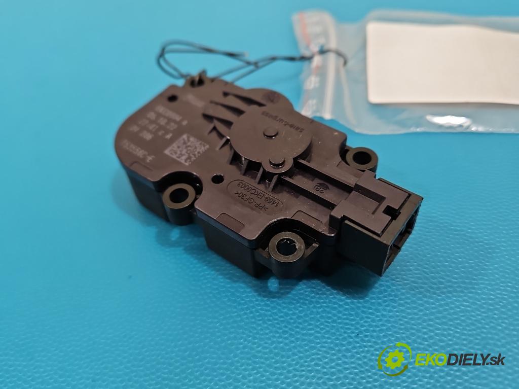 Bmw iX1 U11 0.0 elektrický: 272 HP automatic 200 kW 1 cm3 5- motor: kúrenia T53556C-E