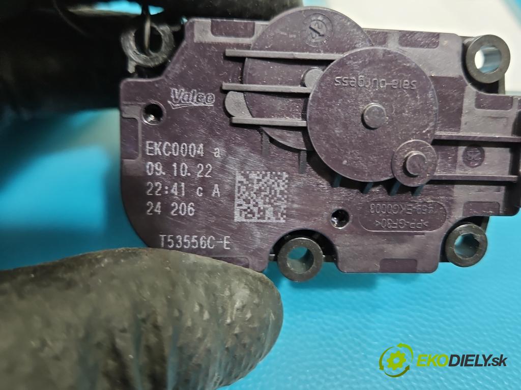 Bmw iX1 U11 0.0 elektrický: 272 HP automatic 200 kW 1 cm3 5- motor: kúrenia T53556C-E