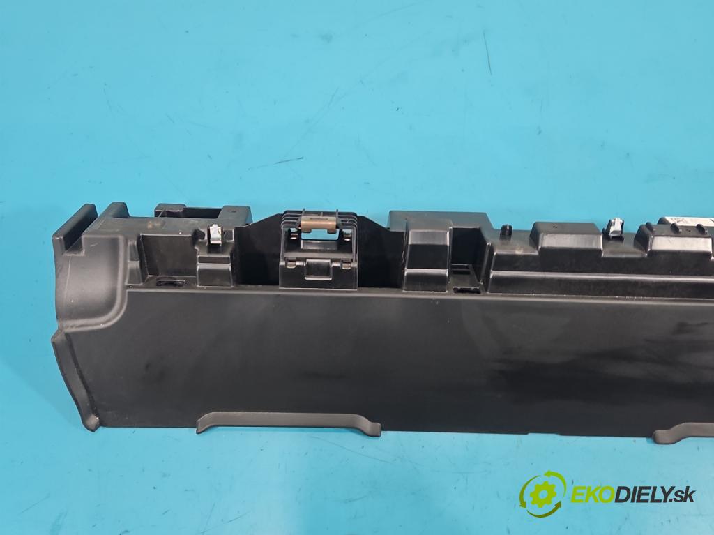 Bmw iX1 U11 0.0 elektrický: 272 HP automatic 200 kW 1 cm3 5- Upevnenie: 7952336