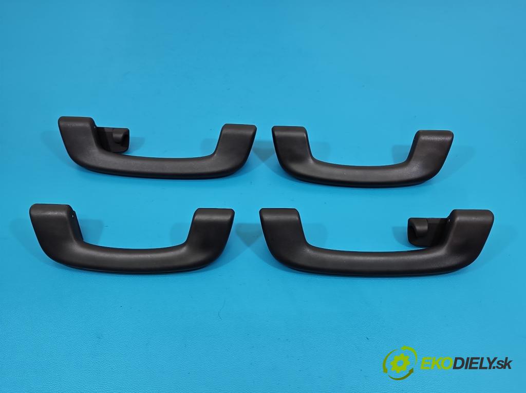 Bmw iX1 U11 0.0 elektrický: 272 hp automatic 200 kW 1 cm3 5- Rukojeť: