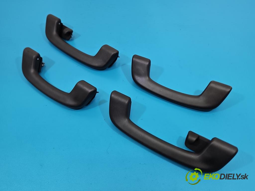 Bmw iX1 U11 0.0 elektrický: 272 hp automatic 200 kW 1 cm3 5- Rukojeť: 