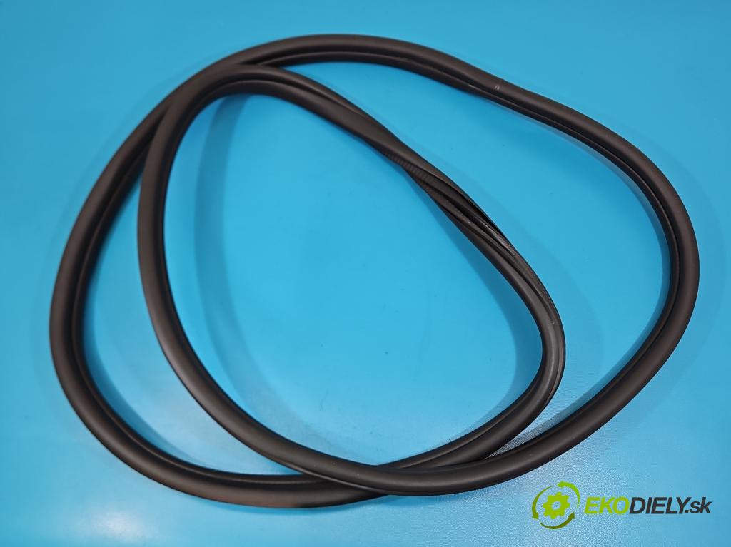 Bmw iX1 U11 0.0 elektrický: 272 HP automatic 200 kW 1 cm3 5- Těsnění: dvere zadné ľavé  (Karoséria ostatné)