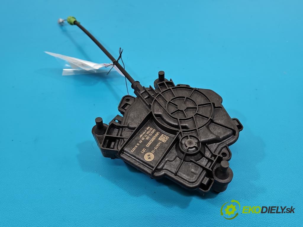 Bmw iX1 U11 0.0 elektrický: 272 HP automatic 200 kW 1 cm3 5- zámok kufrové dvere zadné E65212-100